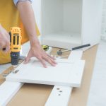 W dzisiejszych czasach nadzwyczaj wiele osób poświęca swój wolny czas przed telewizorem